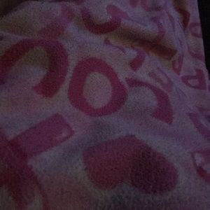 Meet your Posher, Danedanettea